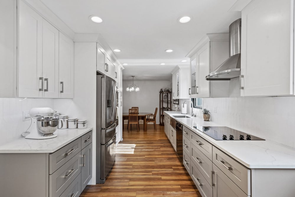 Kitchen remodel in Lyndhurst pic1