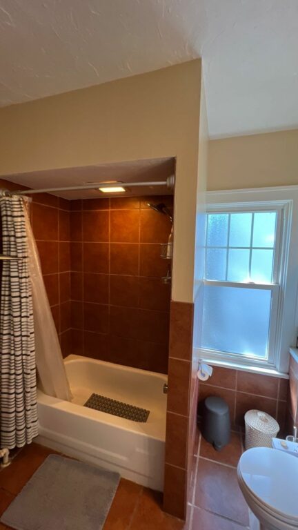 Edge Hill, Cleveland Heights Ohio, bathroom remodel-image