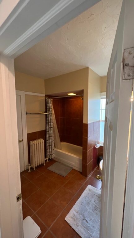 Edge Hill, Cleveland Heights Ohio, bathroom remodel-image