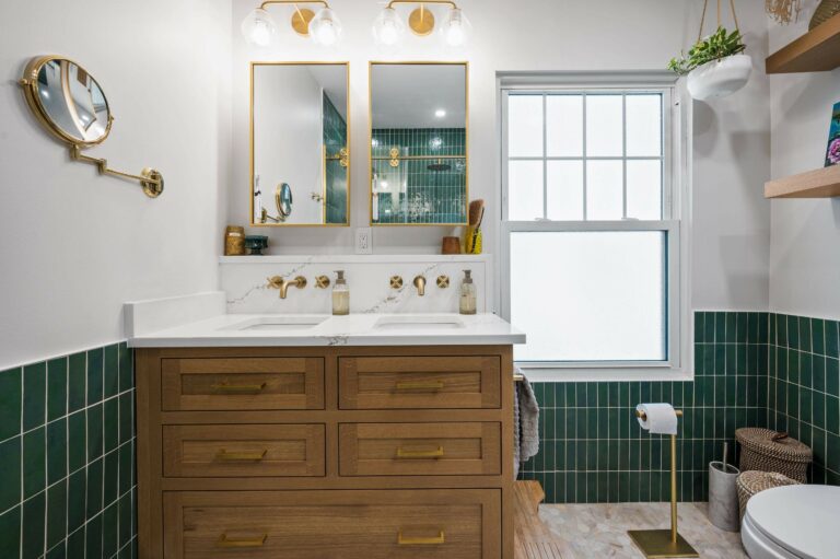 Edge Hill, Cleveland Heights Ohio, bathroom remodel-image