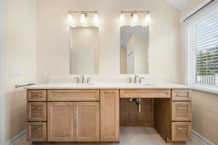 Fincherie, Chardon Ohio, bathroom remodel-image