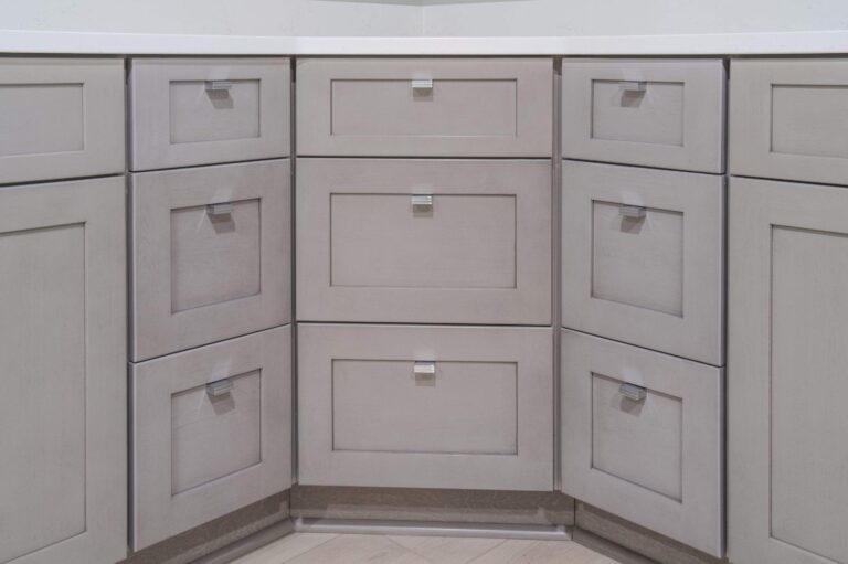 Chagrin Falls – Kitchen & Bathroom-image