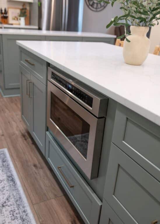 solon-kitchen-remodel-built-in-microwave-keselman-construction-group