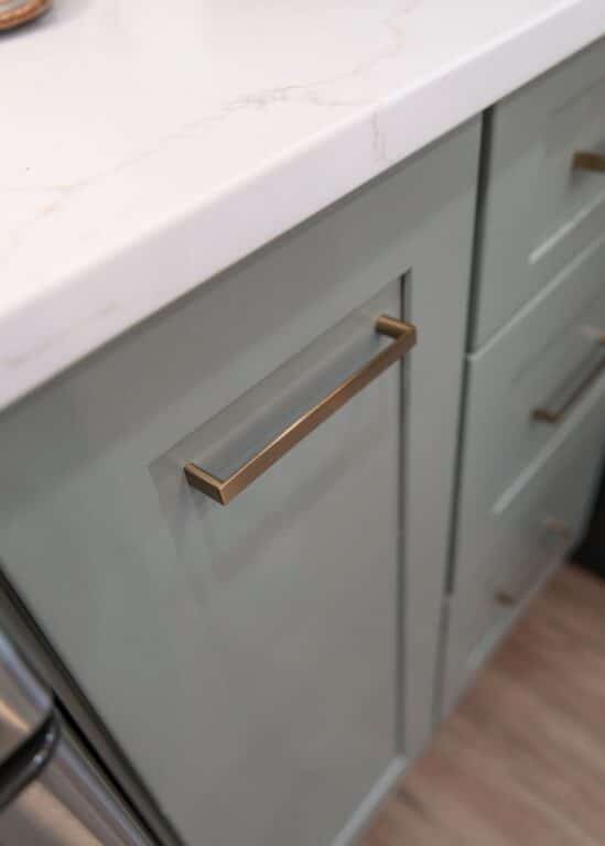 solon-kitchen-remodel-cabinet-handle-detail-keselman-construction-group